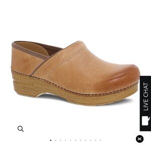 Dansko Professional Clogs Distressed Honey 40